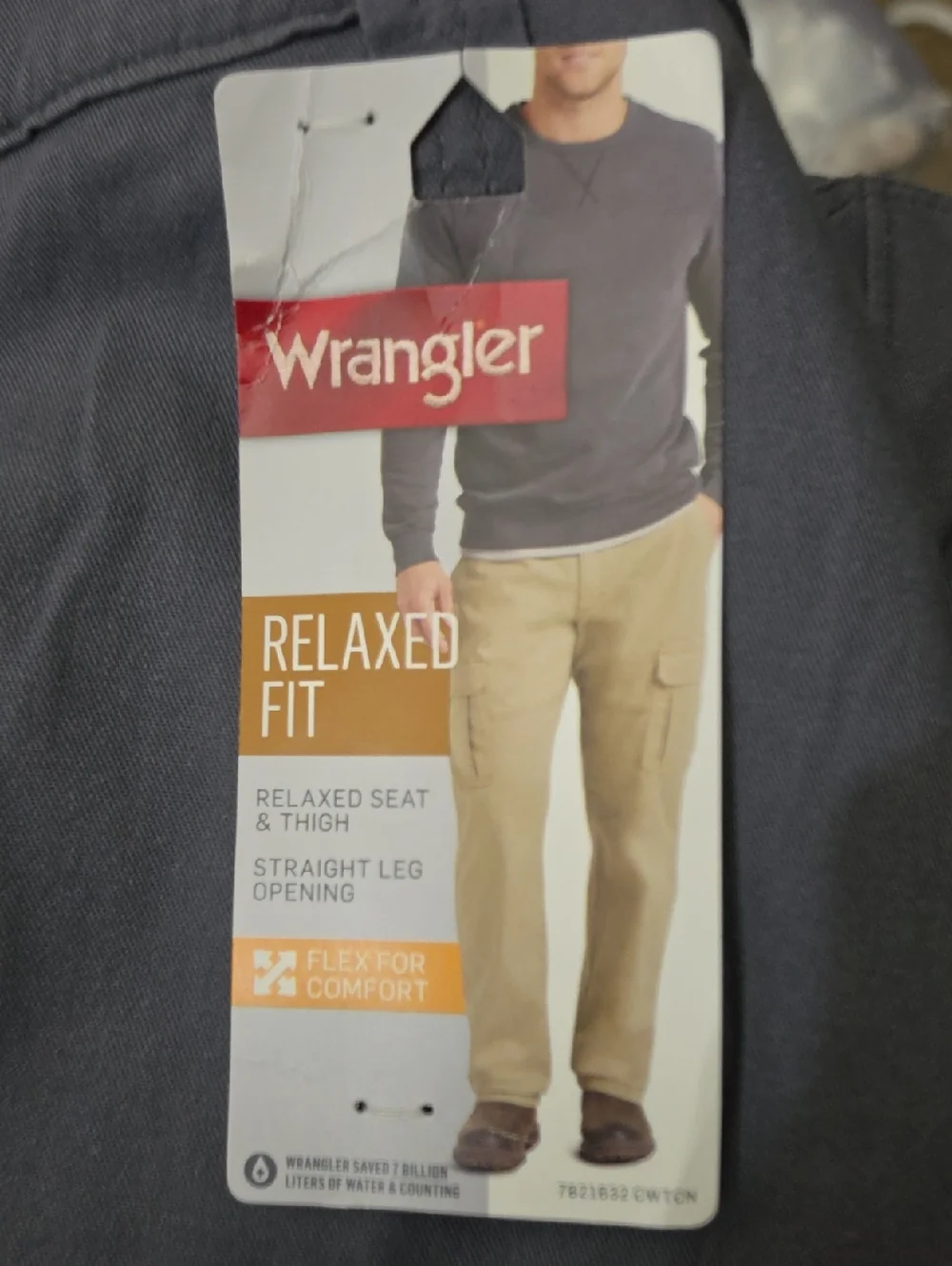 Wrangler Men's Relaxed Fit Stretch Cargo Pants Size 42X320